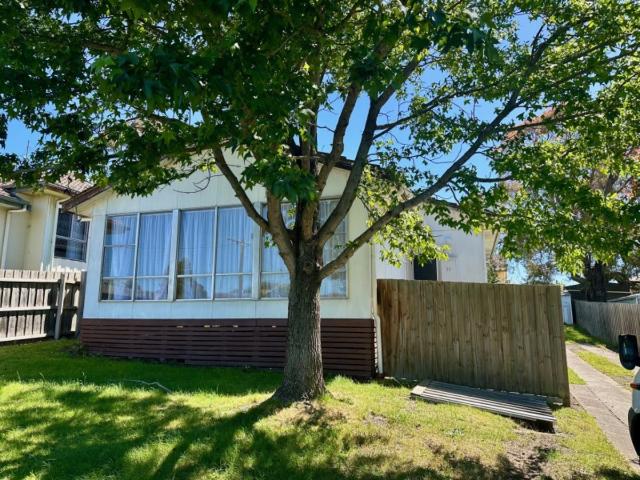 PERFECTLY COMBINING CHARACTER AND COMFORT