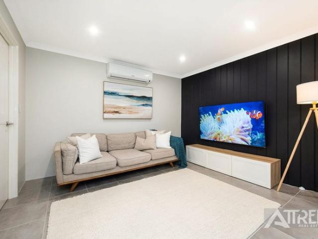 PERFECTLY LOCATED 3 BEDROOM HOME NEAR SHOPPING, SCHOOLS & TRANSPORT