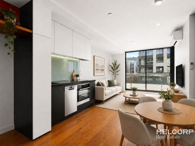 PERFECTLY LOCATED UNFURNISHED