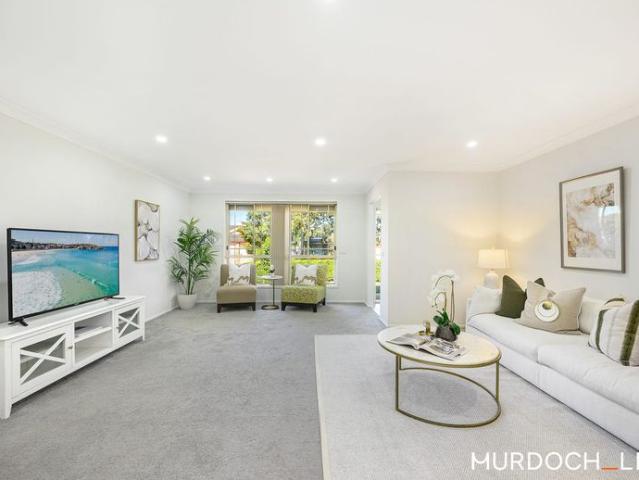 Perfectly located, walk to Metro