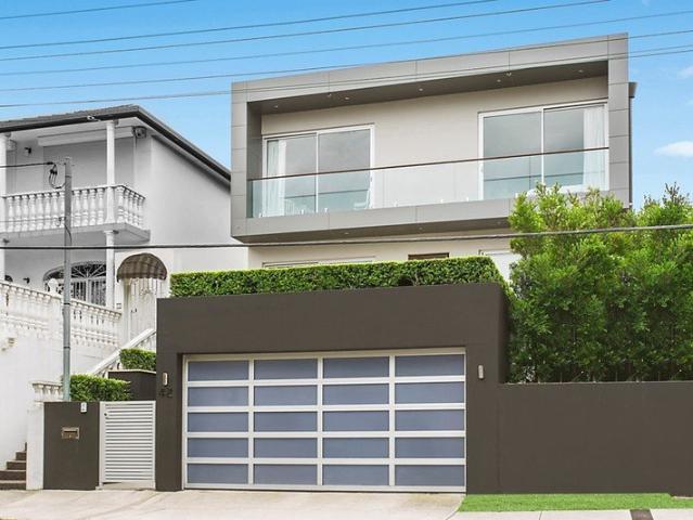 Spacious Contemporary Family Home in the Heart of North Bondi