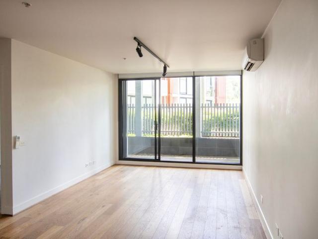 Perfectly Located Inner City Living! CAR SPACE INCLUDED!