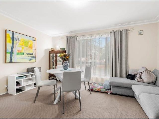 Perfectly Positioned 3 Bedroom Home