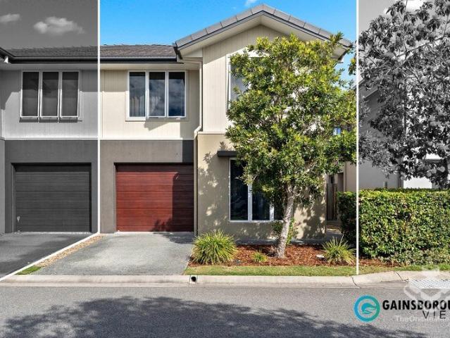 Perfectly Positioned Townhouse Offering an Ideal Home or Investment Opportunity