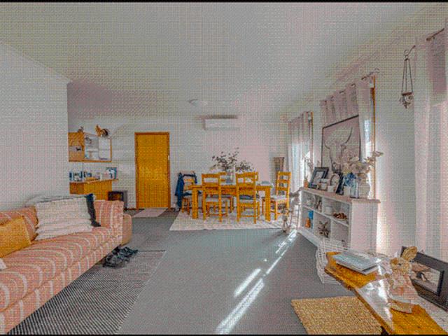 Perfectly Positioned Two Bedroom Unit Close to the town centre