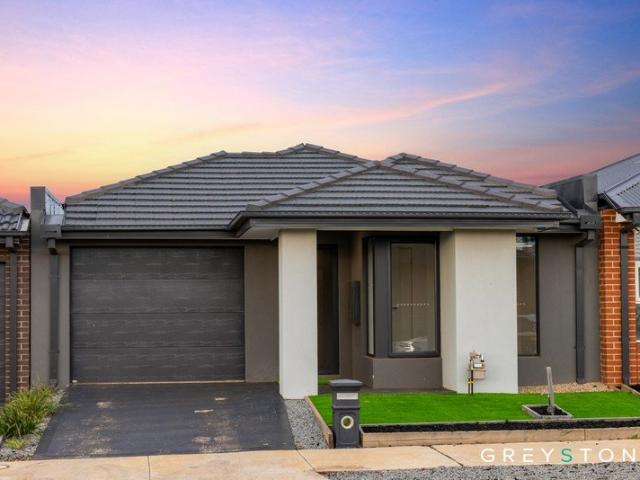Perfectly Positioned, Beautifully Maintained & Ready to Enjoy