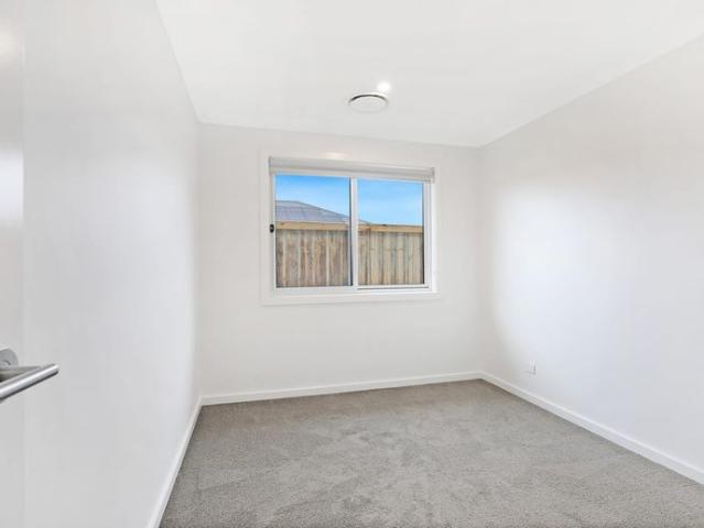 Perfectly Positioned Duplex