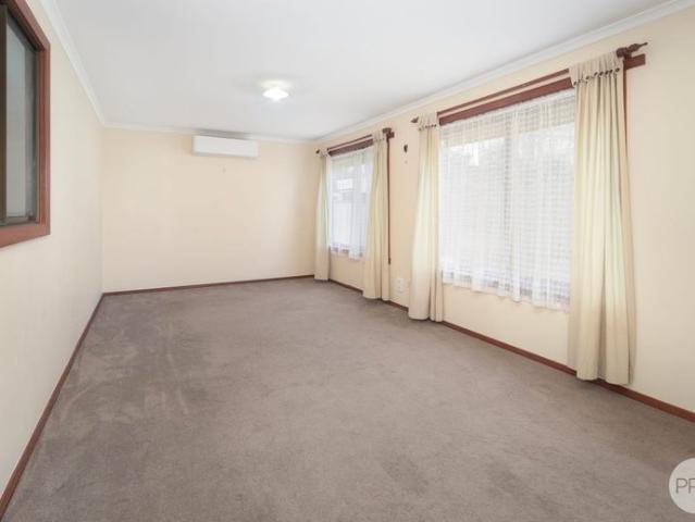 PERFECTLY POSITIONED FAMILY HOME