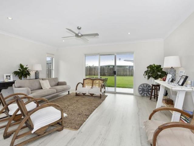 PERFECTLY POSITIONED FAMILY HOME ADJACENT TO PARK AND BUSHLAND RESERVE