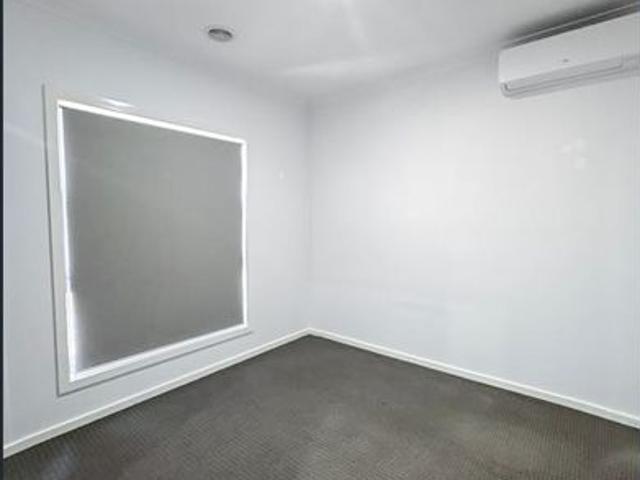 Perfectly Positioned for Easy Tarneit Living