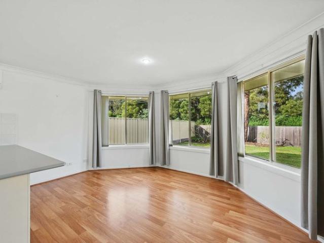 PERFECTLY POSITIONED FOR FAMILY COMFORT & COASTAL CONVENIENCE!