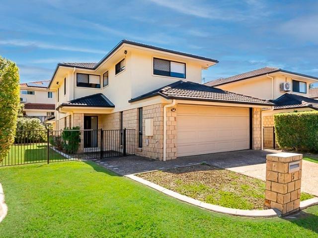 Perfectly Positioned for the Robina Lifestyle
