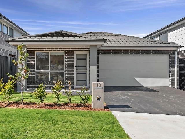 Perfectly Positioned Four Bedroom Home!