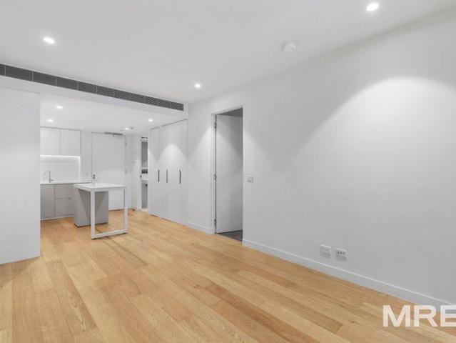 Perfectly positioned in the heart of Collingwood