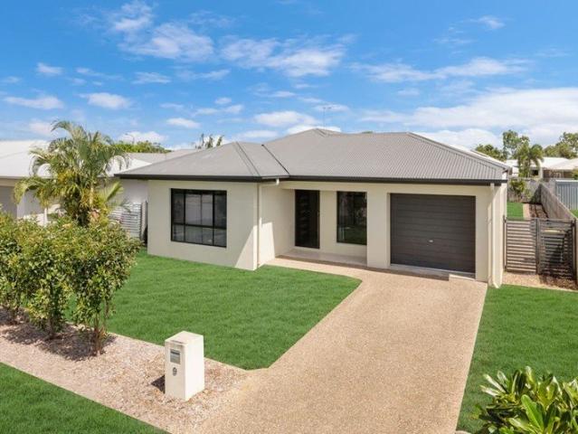 PERFECTLY POSITIONED IN THE SOUGHT AFTER RIVER PARKS ESTATE