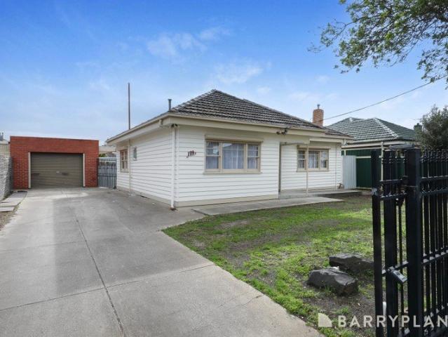Perfectly positioned in a location offering exceptional lifestyle convenience