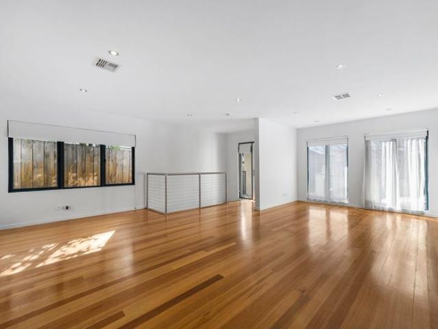 Perfectly positioned in a quiet, prestigious pocket just moments from Hawksburn Village