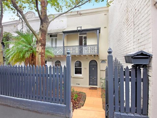 Perfectly positioned in a wonderful Paddington location is this lovely two storey two bedroom terrace home ideal for couples, small families, or professionals seeking a vibrant inner city lifestyle. Modern timber kitchen with dishwasher & gas cooking, mo