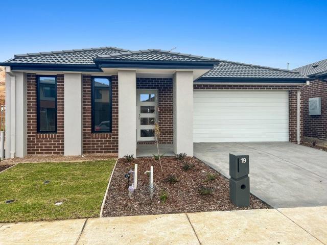 Perfectly positioned in Charlemont