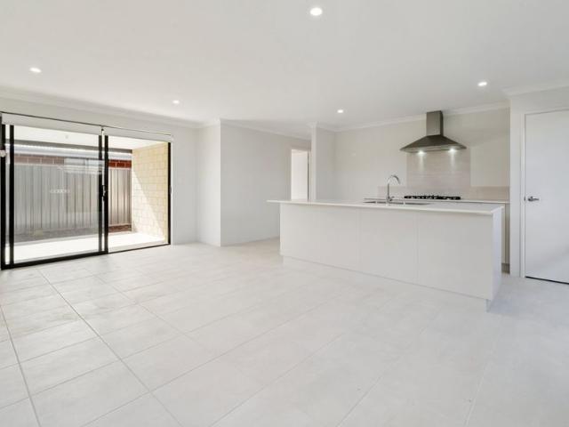 Perfectly Positioned Near Shopping, Schools & Open Space