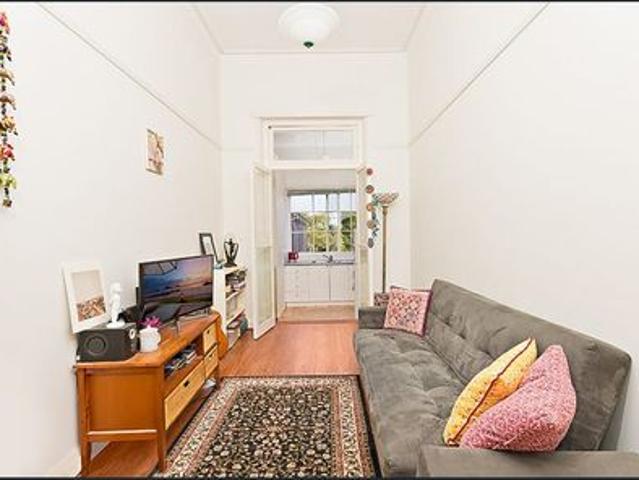 Perfectly positioned one bedroom apartment