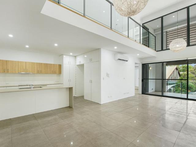 Perfectly Positioned Prestige Apartment