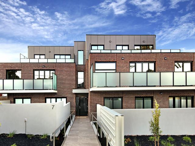 Perfectly Positioned Stunning Brighton Apartment