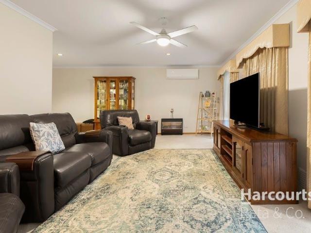 Perfectly Presented Family Home in Prime Location