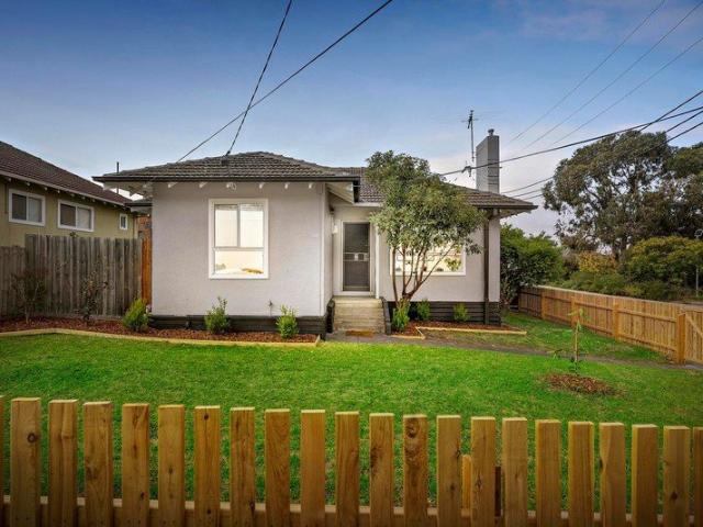 Perfectly presented gem in sought after position