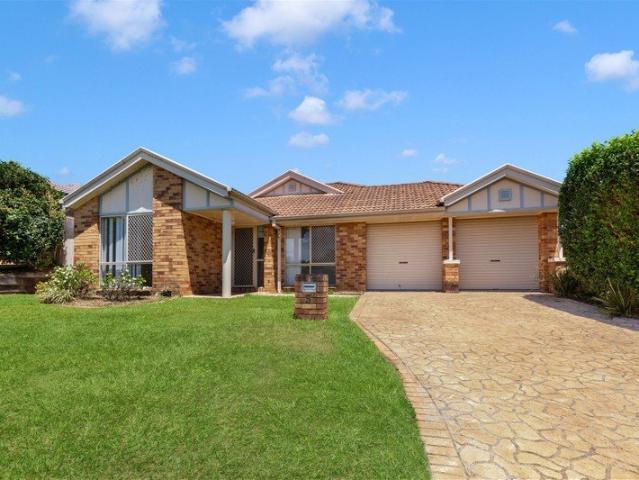 Perfectly Priced, Positioned and Presented!Spacious 4 Bedroom Home in the Heart of Chermside West!
