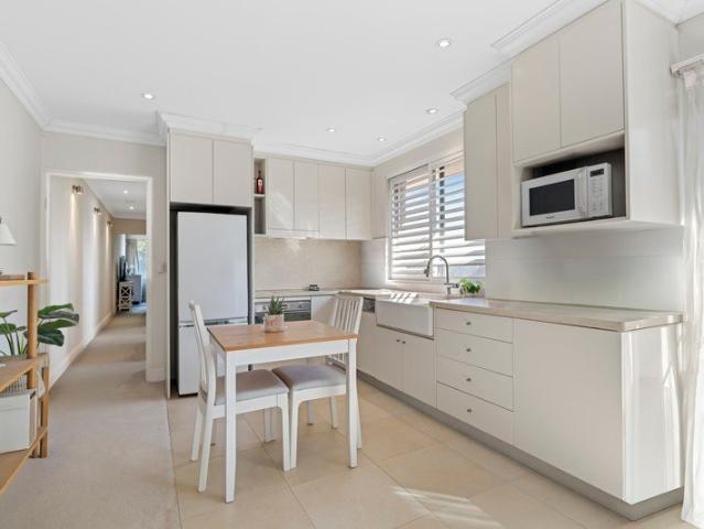 Perfectly Renovated Private and Sunny Apartment with Elevated Outlook