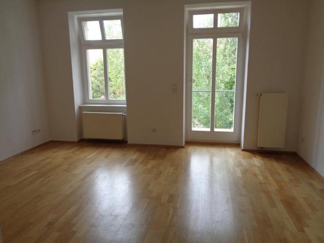 Perfekt für uns: interessante 2 Zimmer Wohnung