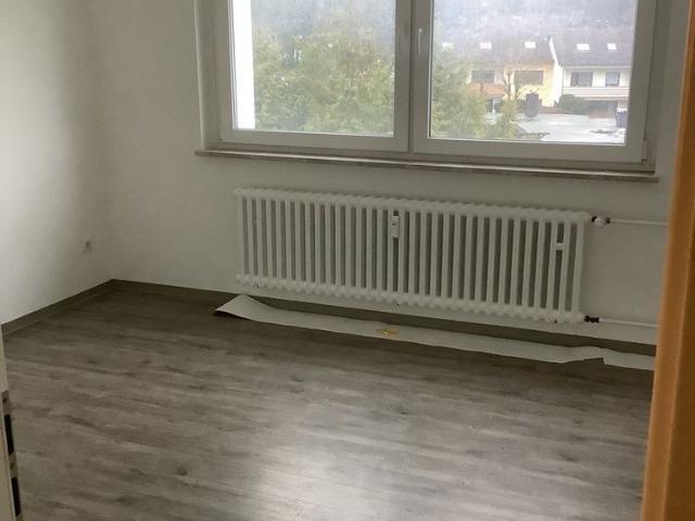 Perfekt für uns: schöne 3 Zimmer Wohnung