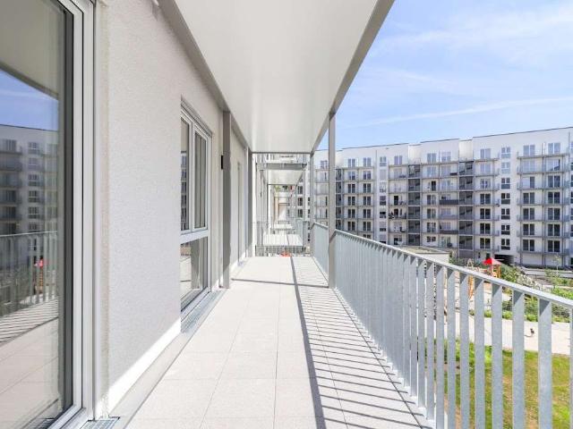 Perfekt für WGs: Erstbezug! Helle 5 Zimmer Wohnung mit Balkon, 2 Bädern & Gäste WC im FRANKY