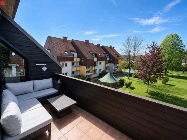Perfekt für Familien: Helle Wohnung mit zwei sonnigen Loggien, Klimaanlage und zentrumsnaher Lage