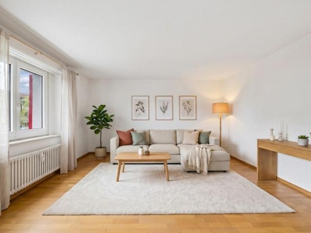 Perfekt für Pendler Ruhige 3.5 Zimmer Wohnung nahe Bahnhof