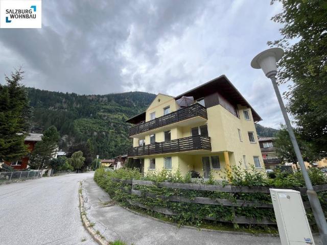 PERFEKT! Gemütliche, geförderte 3 Zimmer Dachgeschoßwohnung mit Balkon und Abstellplatz in Böckstein! Mit hoher Wohnbeihilfe
