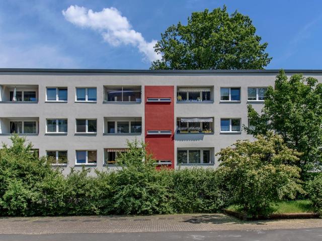 Perfekt geschnitten: Geräumige Wohnung mit Balkon