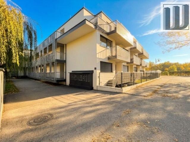 Perfekt geschnittene 2 Zi DG Wohnung in Leobersdorf mit Balkon, Garage & Fußbodenheizung!