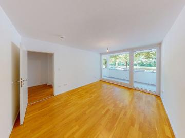 Großzügige 2 Zimmer Wohnung mit großem Balkon und lichtdurchfluteten Wohnräumen