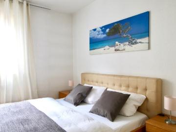 Perfekt Wohnen in Köln Ehrenfeld: Möbliertes Apartment mit Balkon – zeitwohnen.de