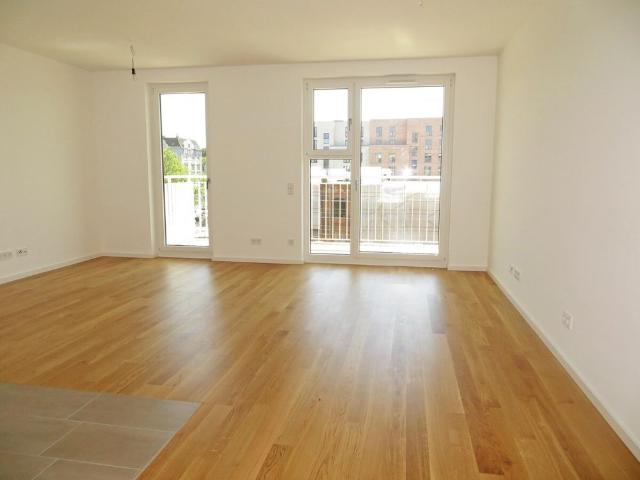 Perfekte und sonnige 3 Zimmer Wohnung mit sonnigem Balkon in Hamburg Altona / Neue Mitte Altona