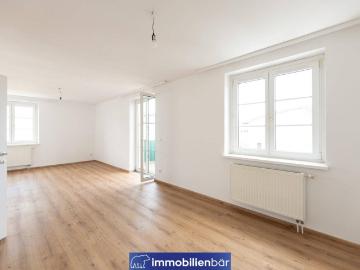 Perfekte Wohnung für FAMILIE oder WG Vermietung 4,5 Zimmer aufgeteilt auf 2 Ebenen und 2 Balkone