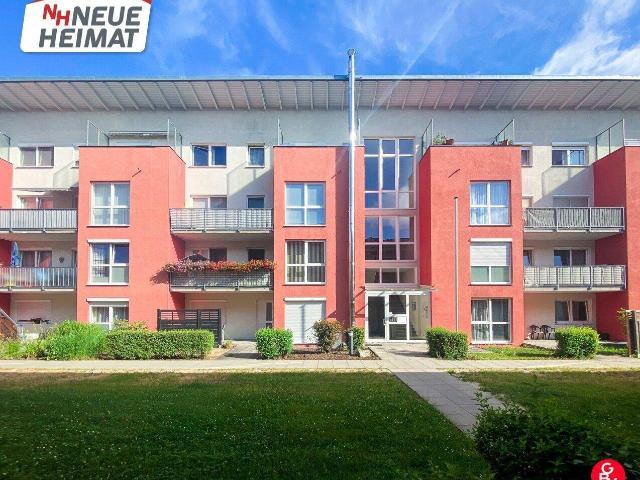PERFEKTE WOHNUNG FÜR FAMILIEN! GERÄUMIGE 3 ZIMMER, TERRASSE UND TIEFGARAGENPLATZ INKLUSIVE!