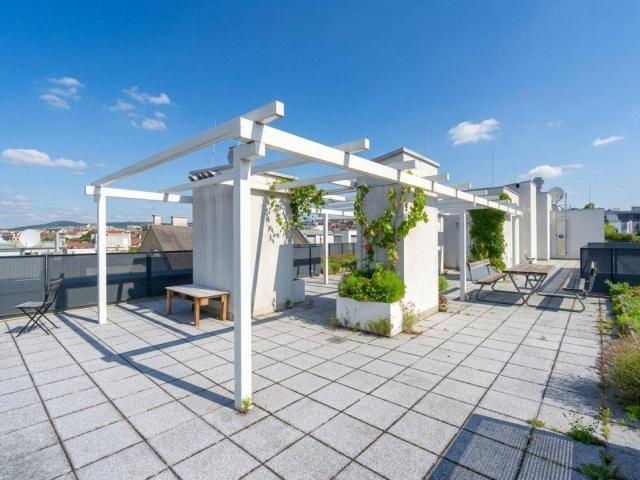 Perfekte Mietwohnung im 5. Liftstock mit Gemeinschafts Dachterrasse
