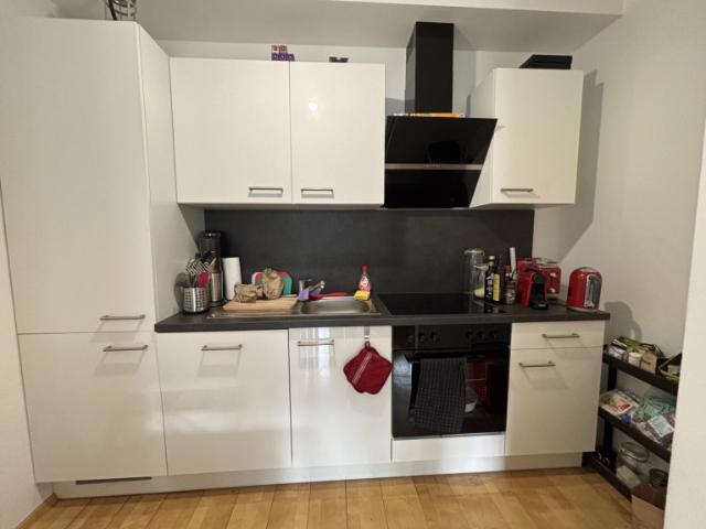 Perfekte Stadtwohnung 2 Zimmer mit Einbauküche!