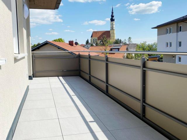 2 Zimmer Wohnung mit Balkon in Eggelsberg OG1