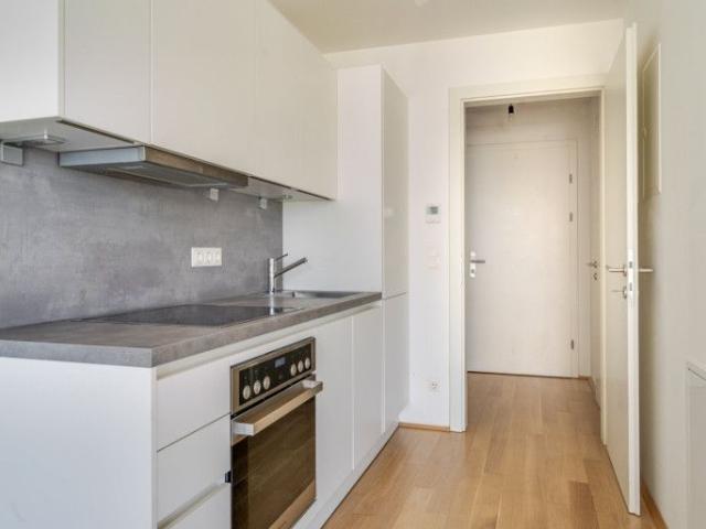 Perfekter Grundriss, starke Lage 2 Zimmer bei U1 Kagraner Platz