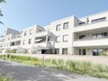 perfekter Grundriss: 3 Zi. Whg mit Balkon, Gäste Bad & TG / EBK mgl