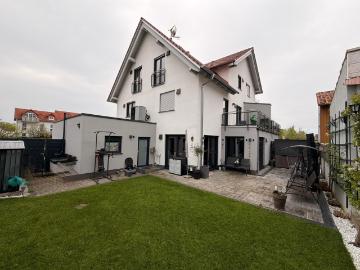 Haus mieten in Bruchköbel - Garten